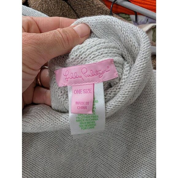 Lilly Pulitzer Floreanna Poncho women's one size silver metallic fringe knit - Picture 5 of 7